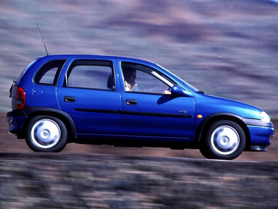  Opel Corsa 5-Door 1993 года  (фото 3 из 3)
